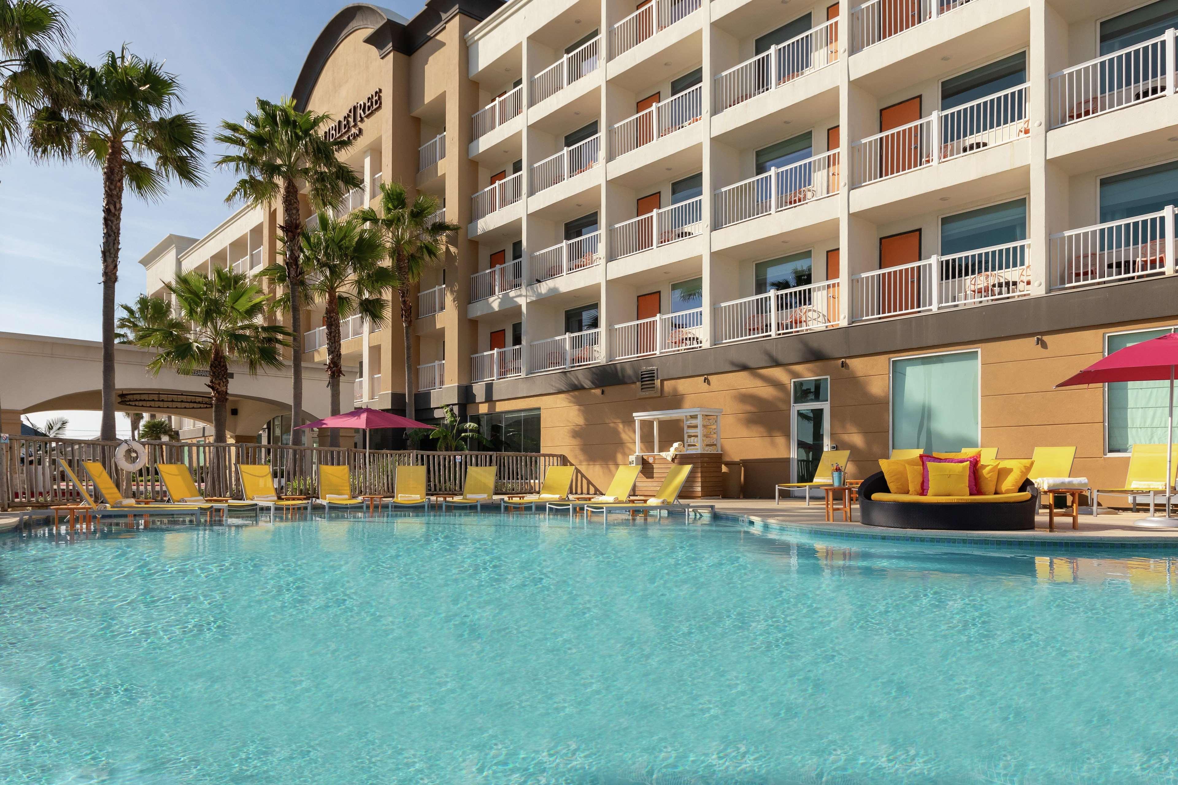 Doubletree By Hilton Galveston Beach Buitenkant foto