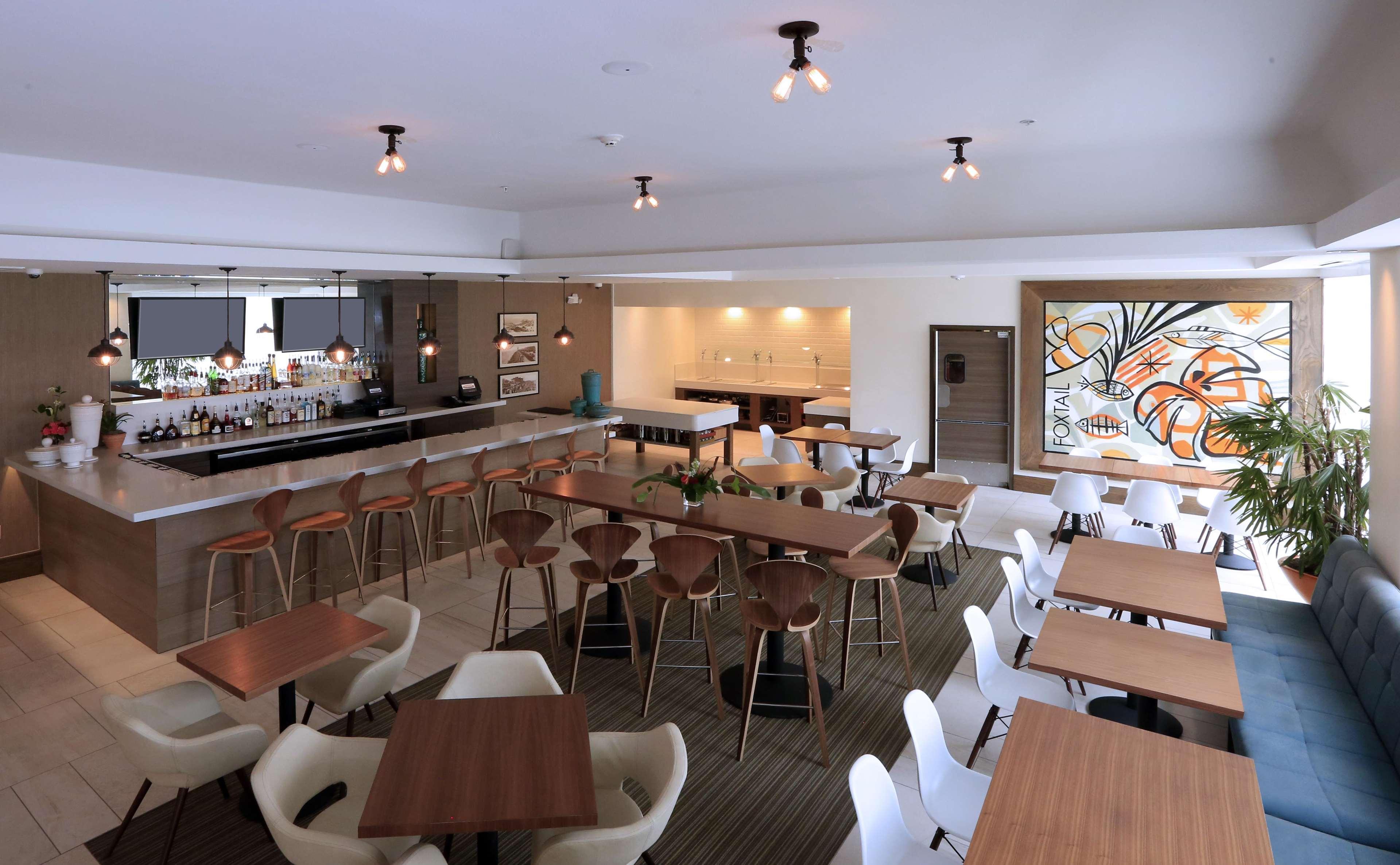 Doubletree By Hilton Galveston Beach Buitenkant foto