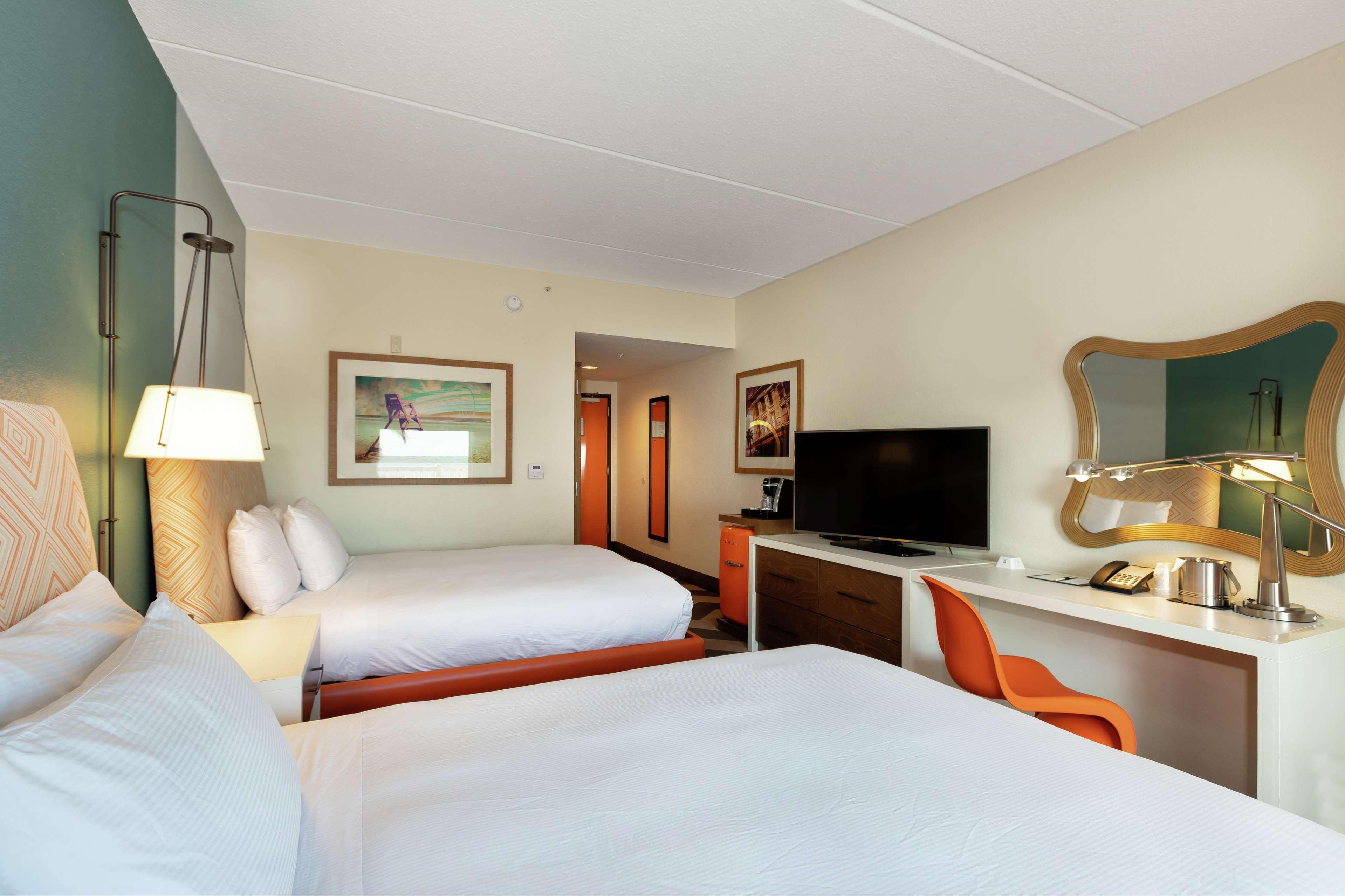 Doubletree By Hilton Galveston Beach Buitenkant foto