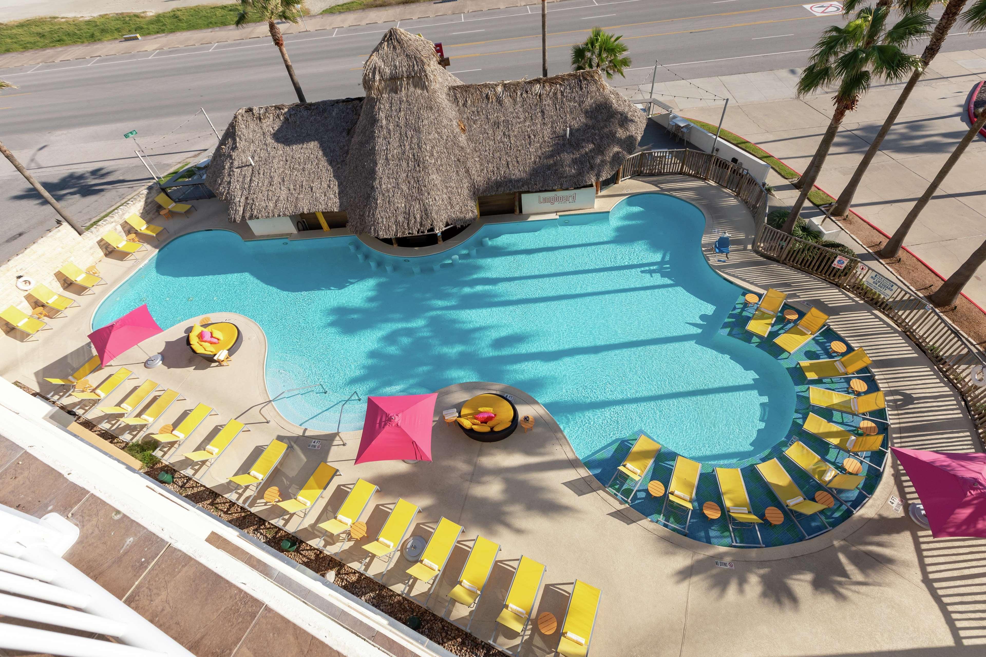 Doubletree By Hilton Galveston Beach Buitenkant foto
